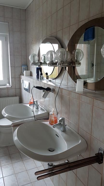 Privatzimmer Junglas Bornheim  Exterior foto